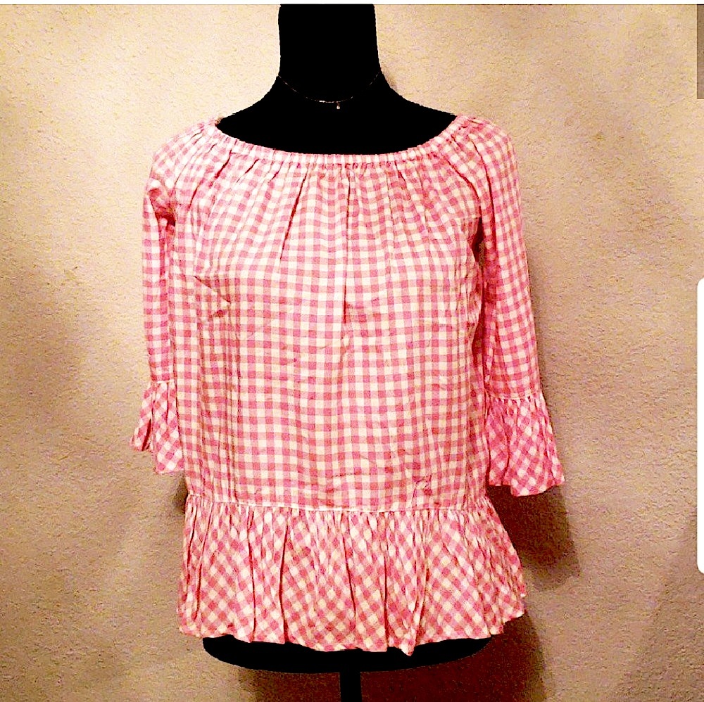 ⬇️REDUCED⬇️BEACHLUNCHLOUNGE Pink Gingham Blouse